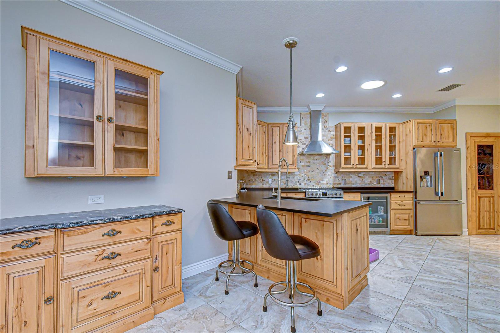 6069 SANDHILL RIDGE DR, LITHIA, FL, 33547