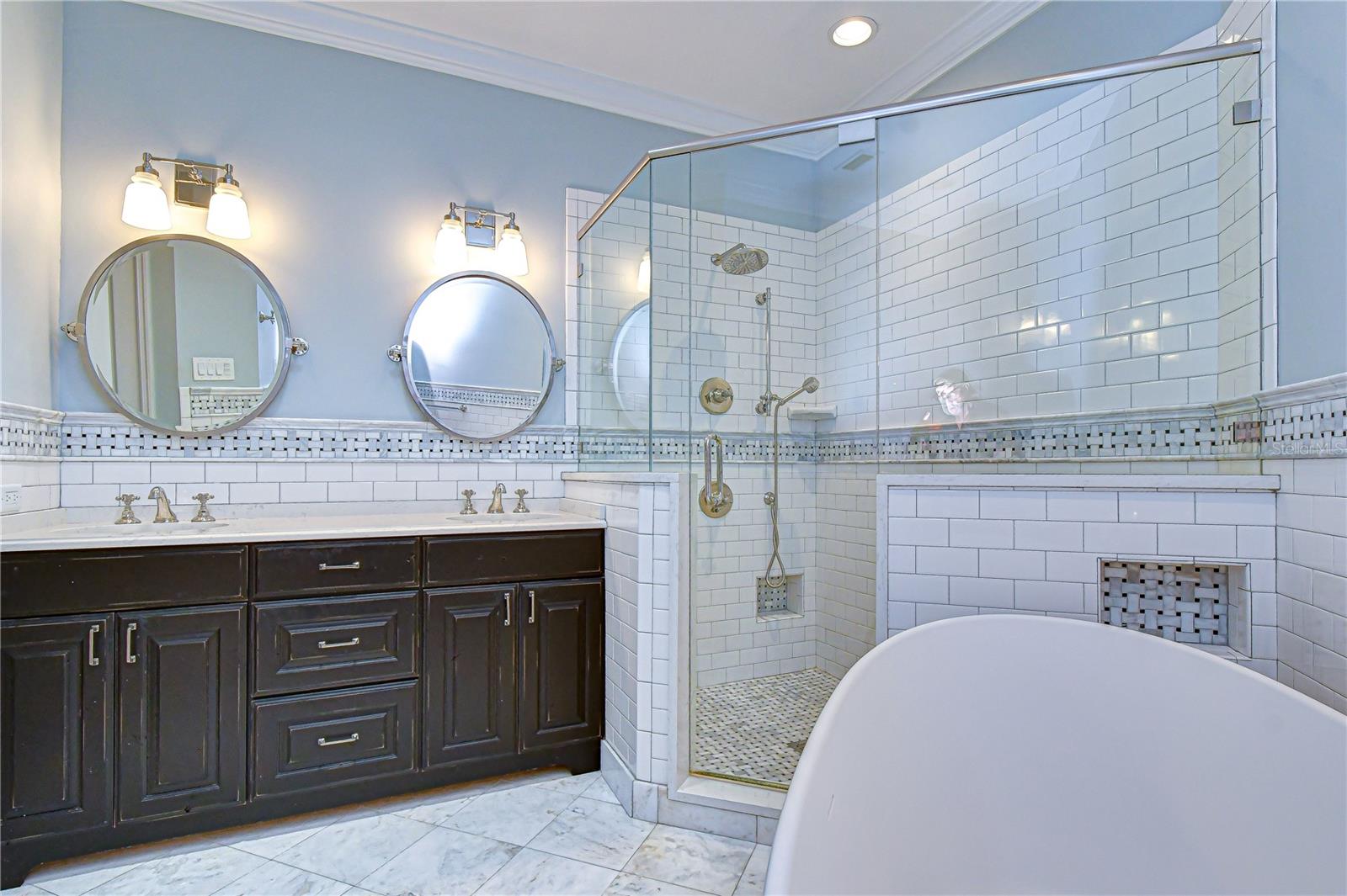6069 SANDHILL RIDGE DR, LITHIA, FL, 33547