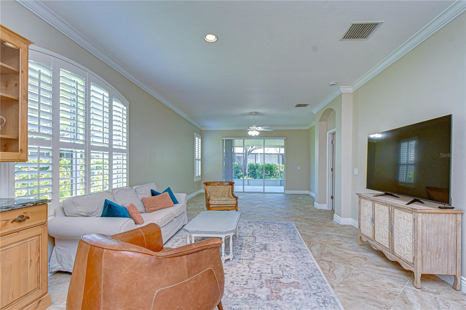 6069 SANDHILL RIDGE DR, LITHIA, FL, 33547