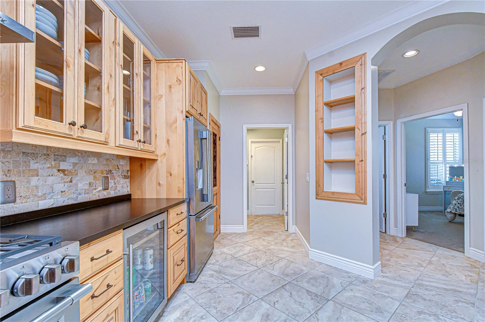 6069 SANDHILL RIDGE DR, LITHIA, FL, 33547