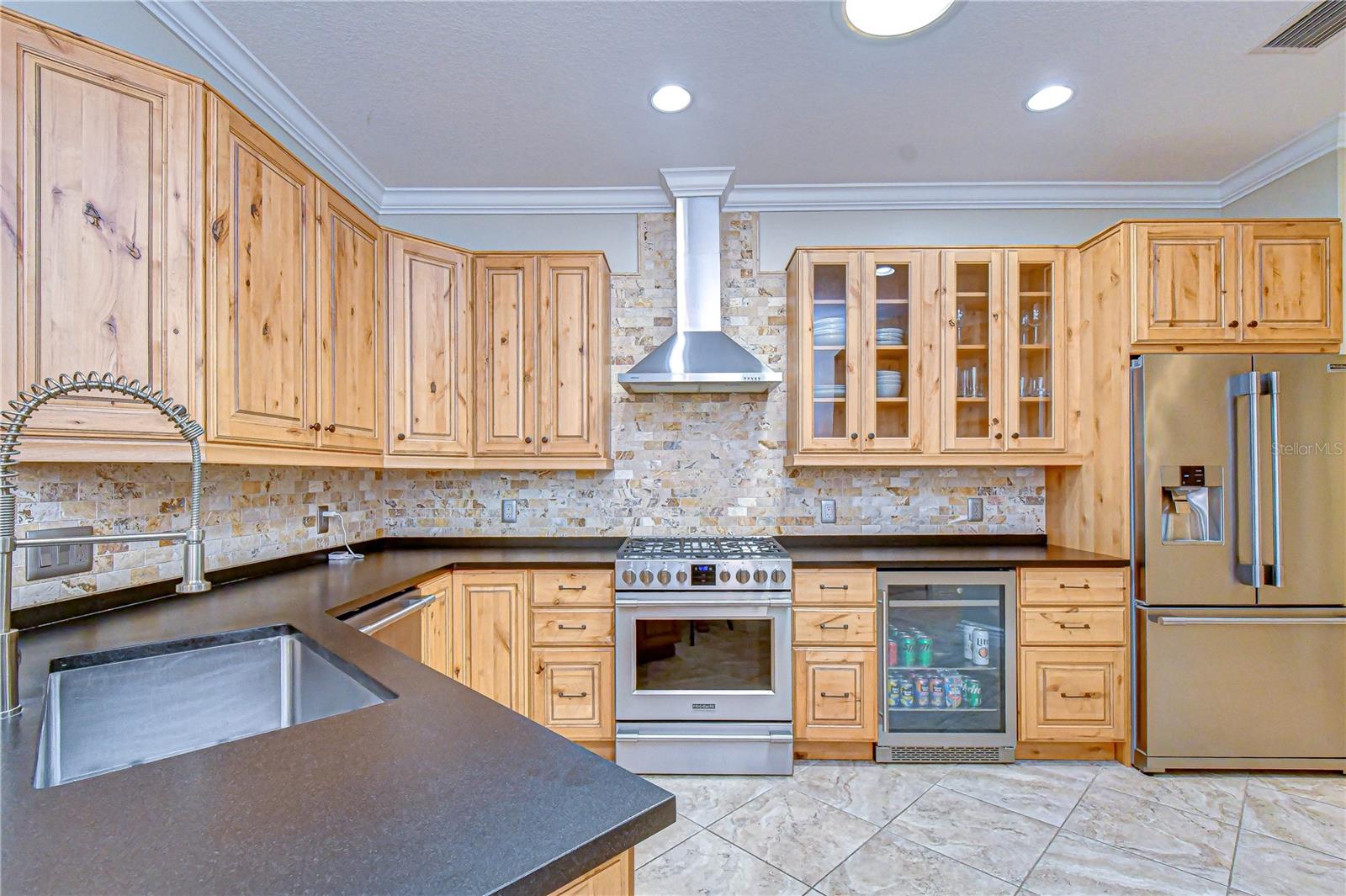 6069 SANDHILL RIDGE DR, LITHIA, FL, 33547