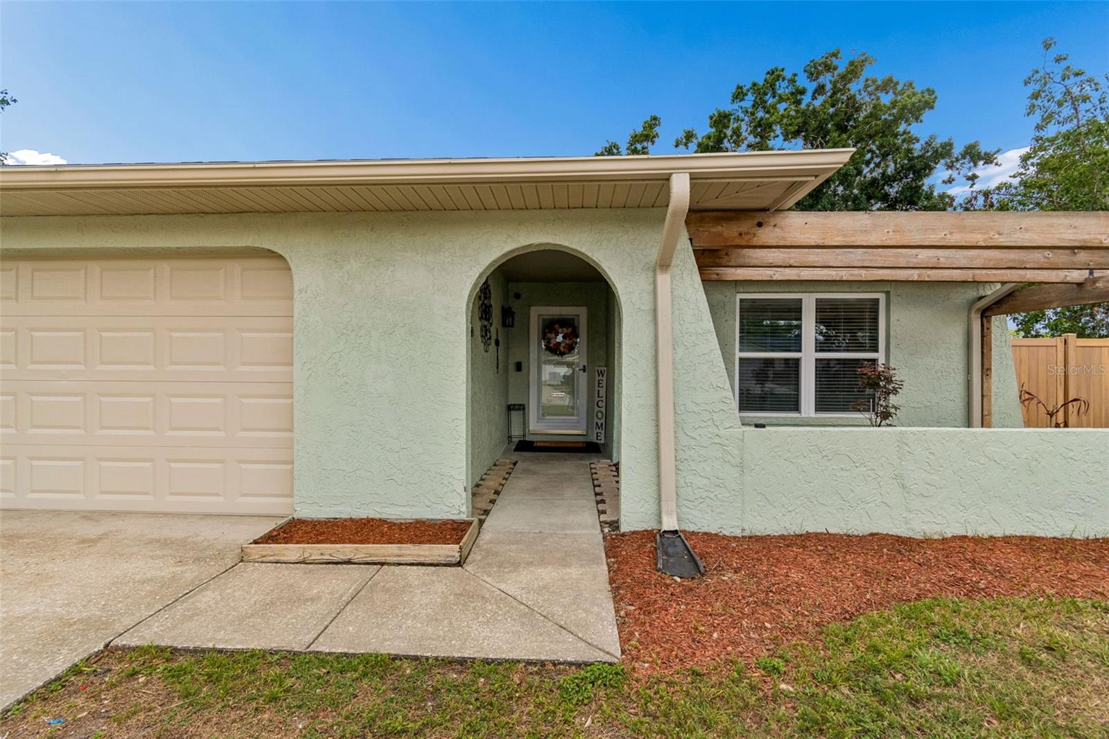 4706 WANDERING WAY, TAMPA, FL, 33624