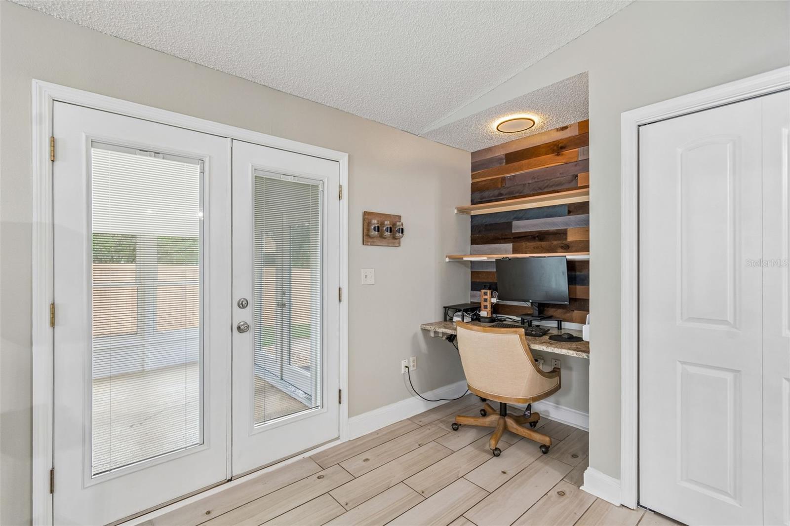 4706 WANDERING WAY, TAMPA, FL, 33624