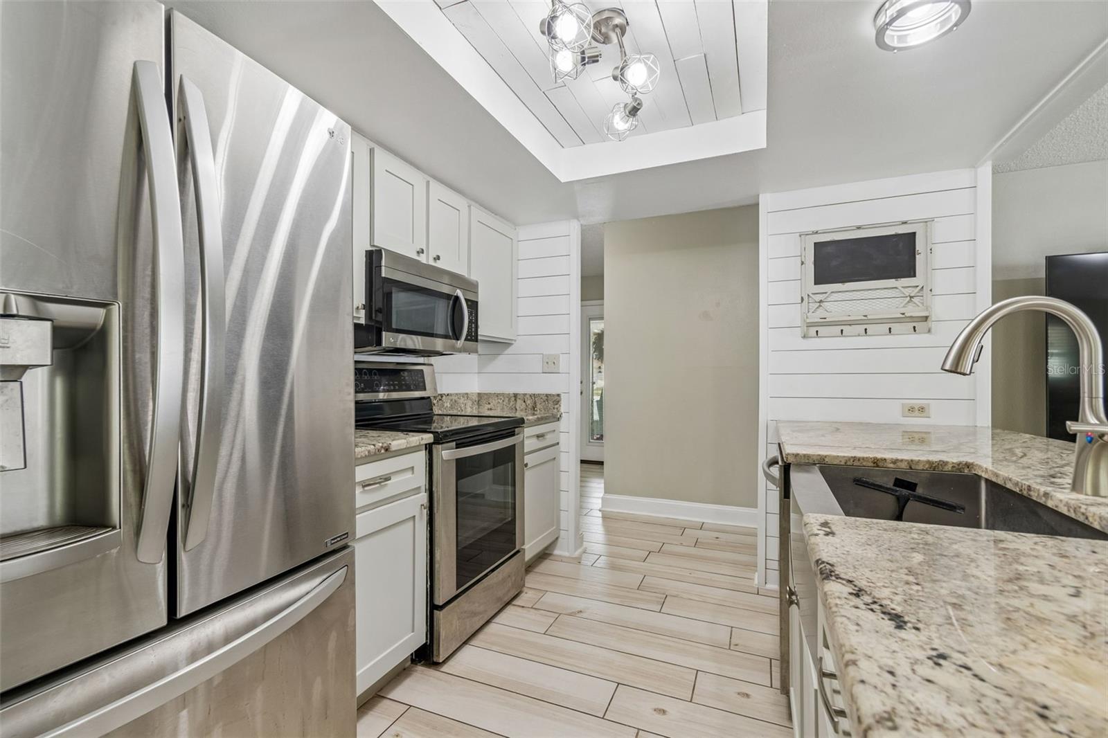 4706 WANDERING WAY, TAMPA, FL, 33624