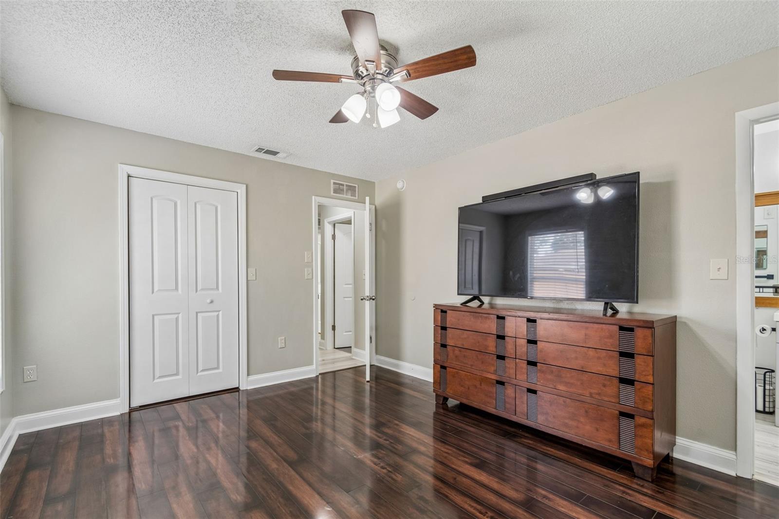 4706 WANDERING WAY, TAMPA, FL, 33624