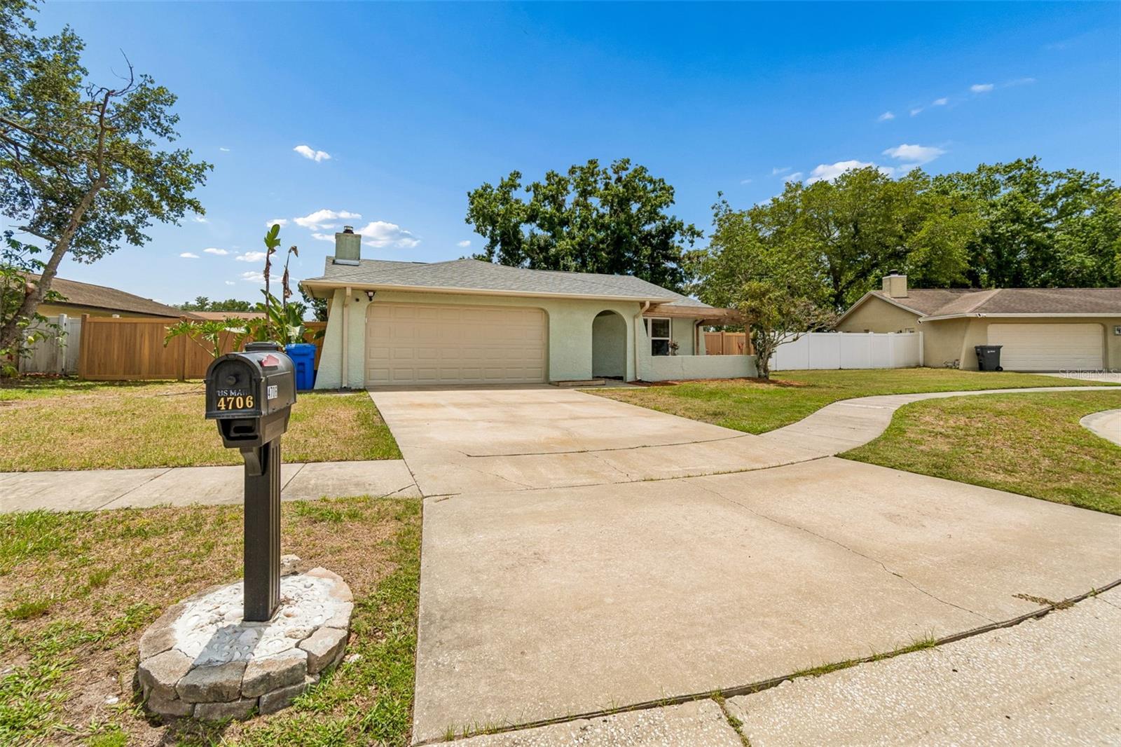 4706 WANDERING WAY, TAMPA, FL, 33624