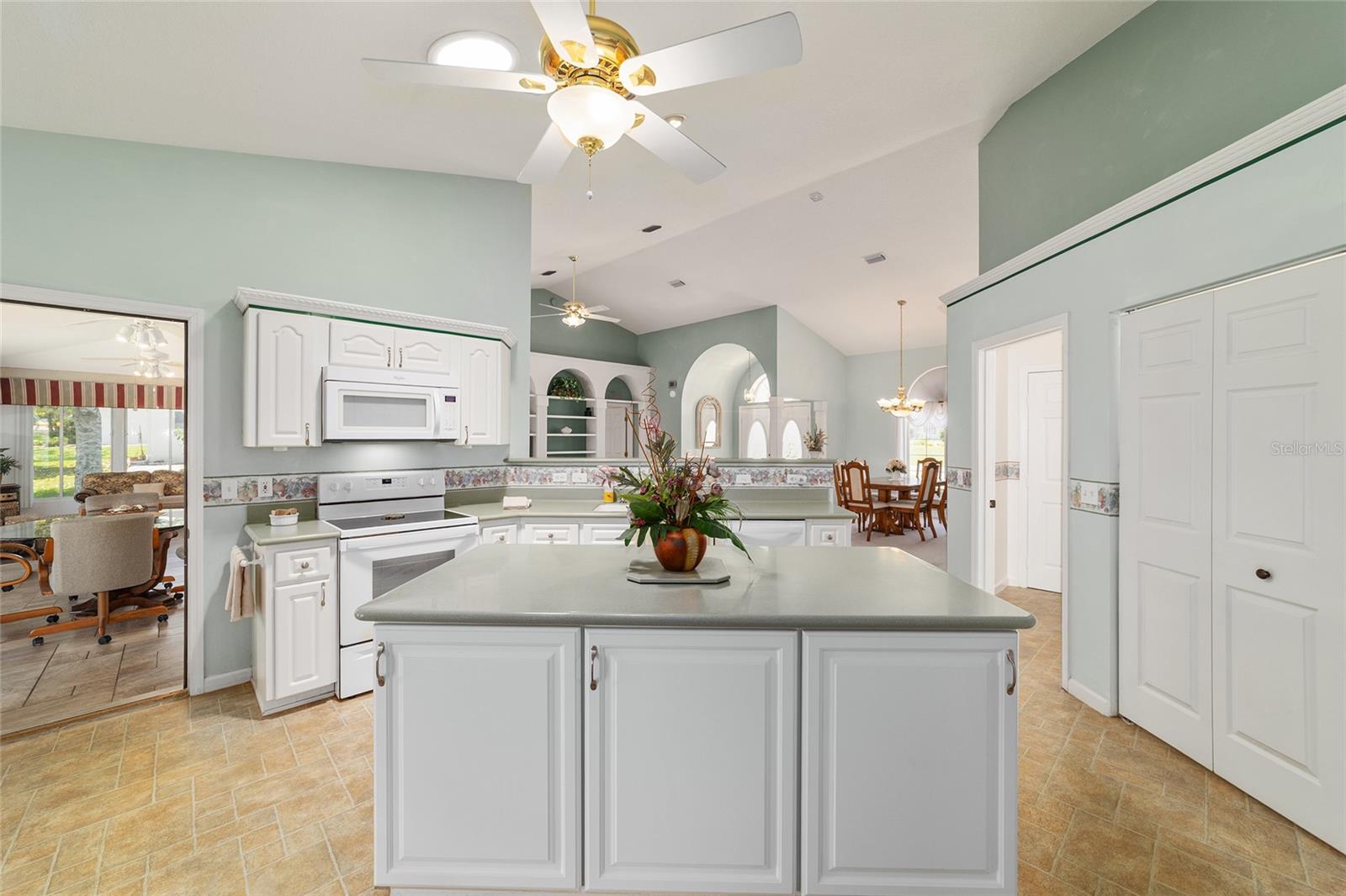 2064 NW 50TH CIR, OCALA, FL, 34482