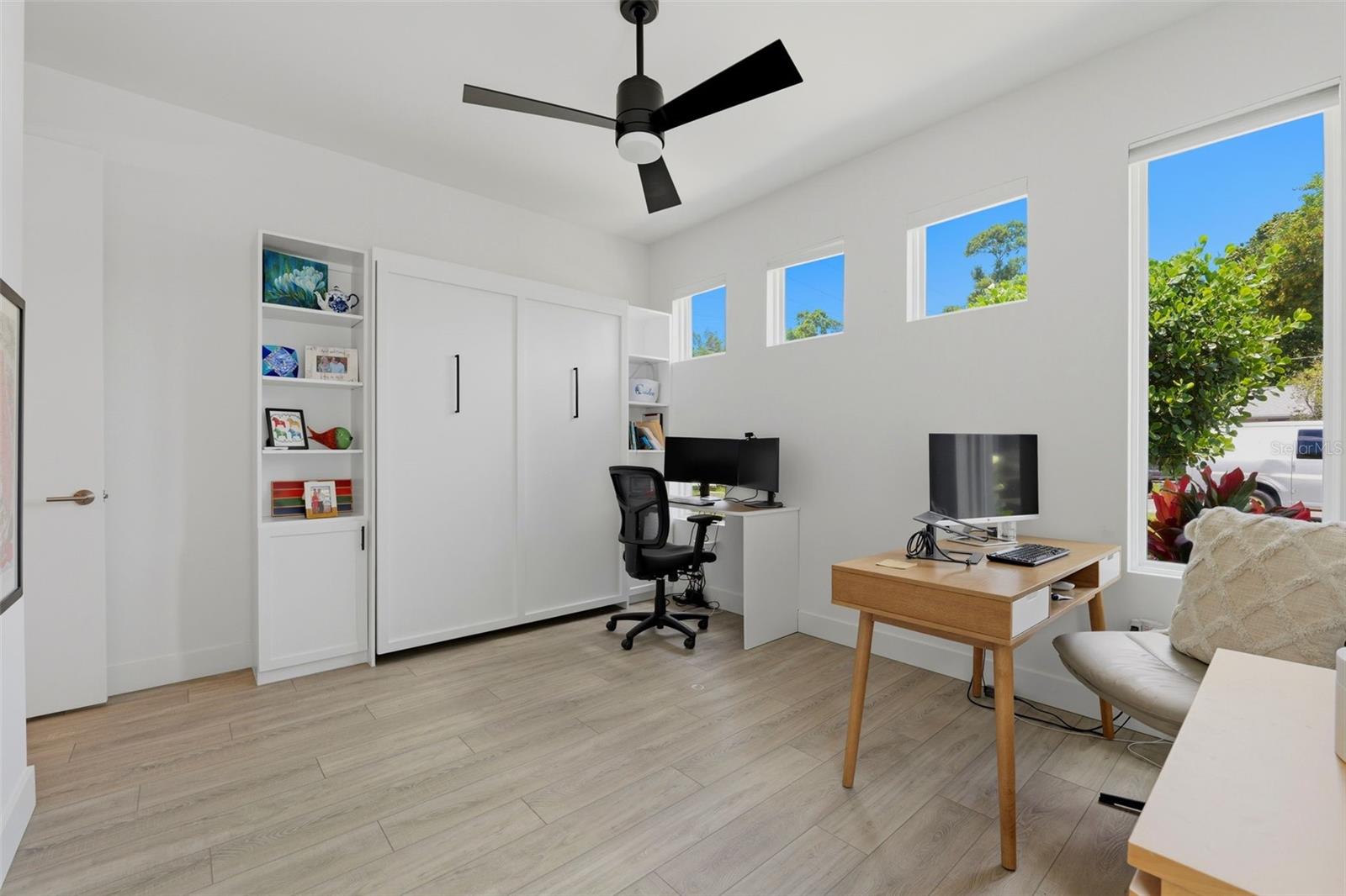 5160 DARTMOUTH AVE N, ST PETERSBURG, FL, 33710