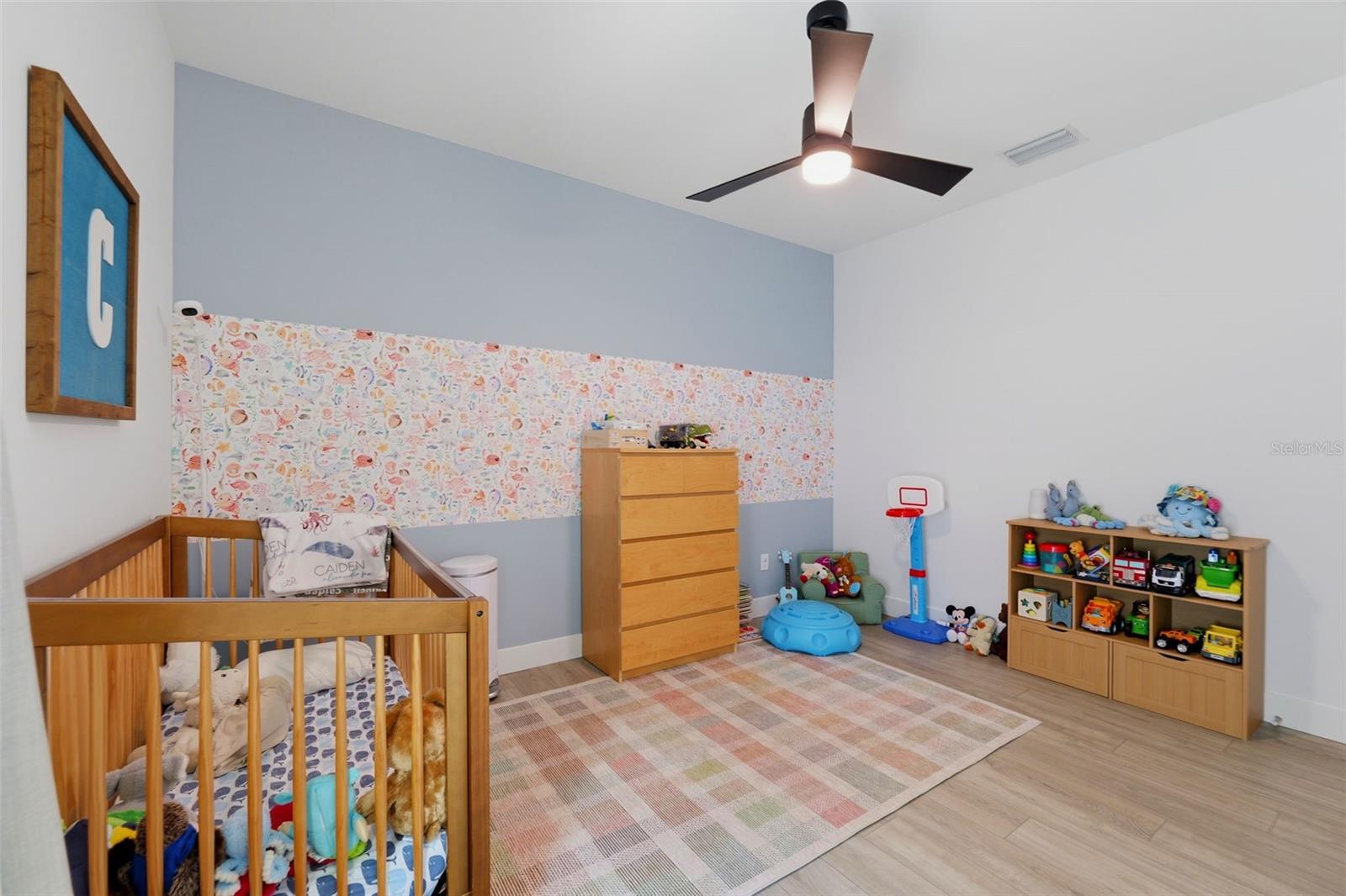 5160 DARTMOUTH AVE N, ST PETERSBURG, FL, 33710