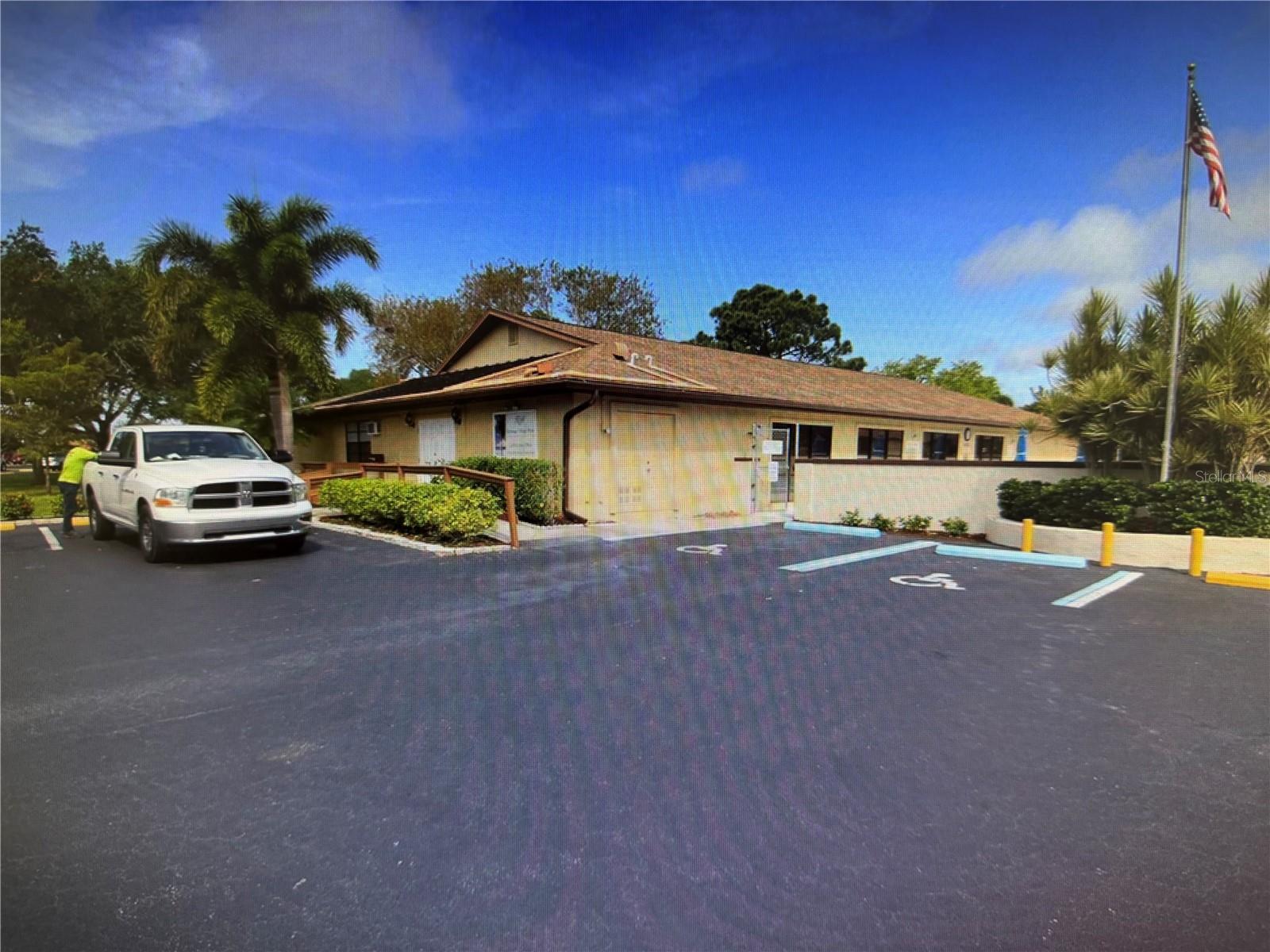 4161 66TH STREET CIR W, BRADENTON, FL, 34209