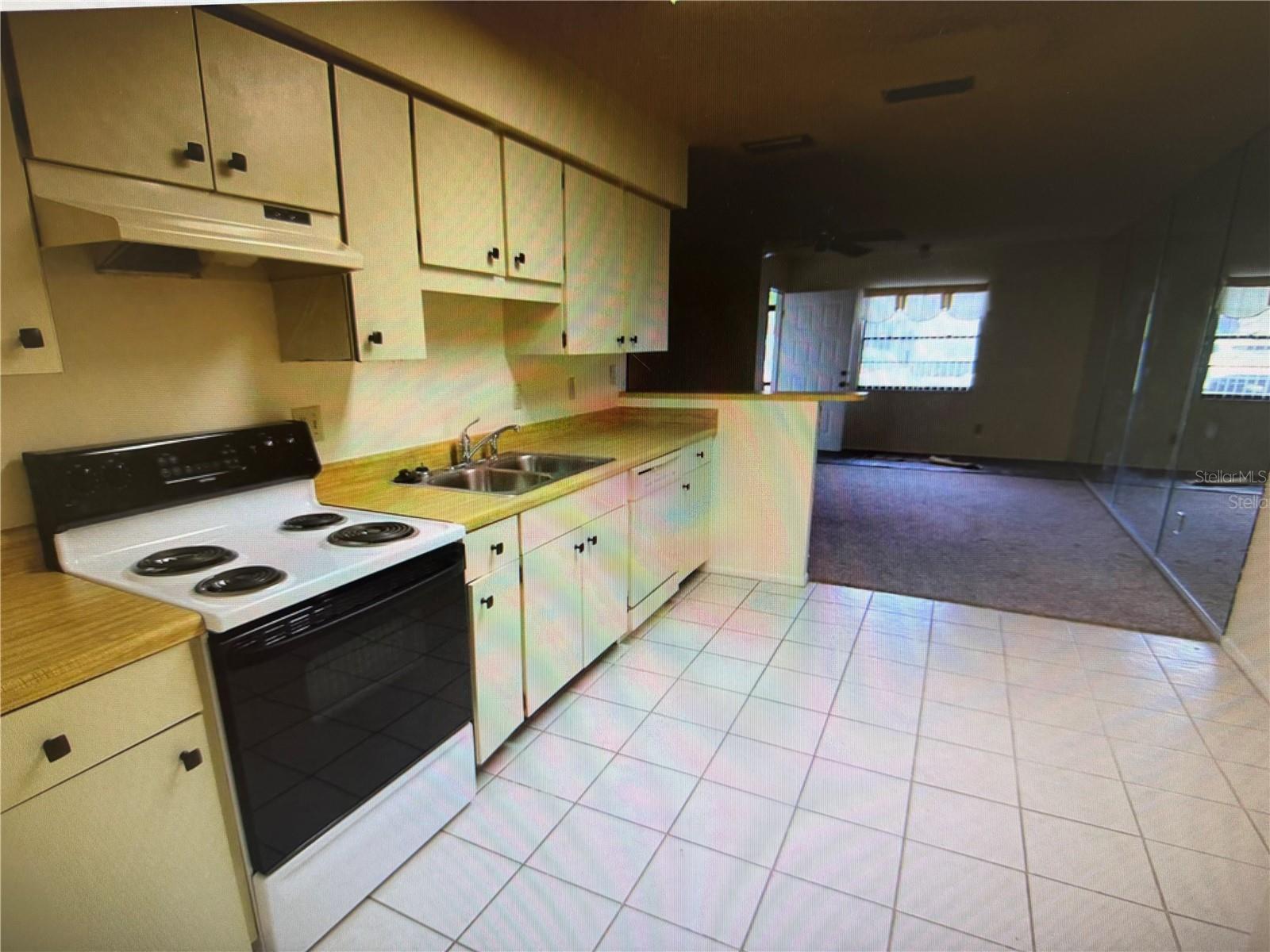 4161 66TH STREET CIR W, BRADENTON, FL, 34209