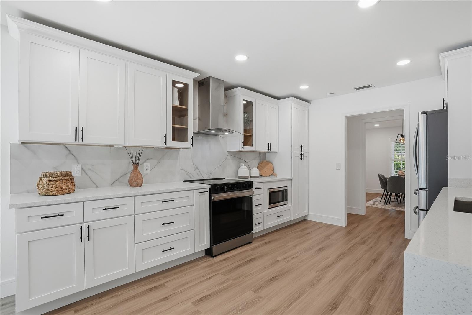 2540 LAURELWOOD LN, VALRICO, FL, 33596