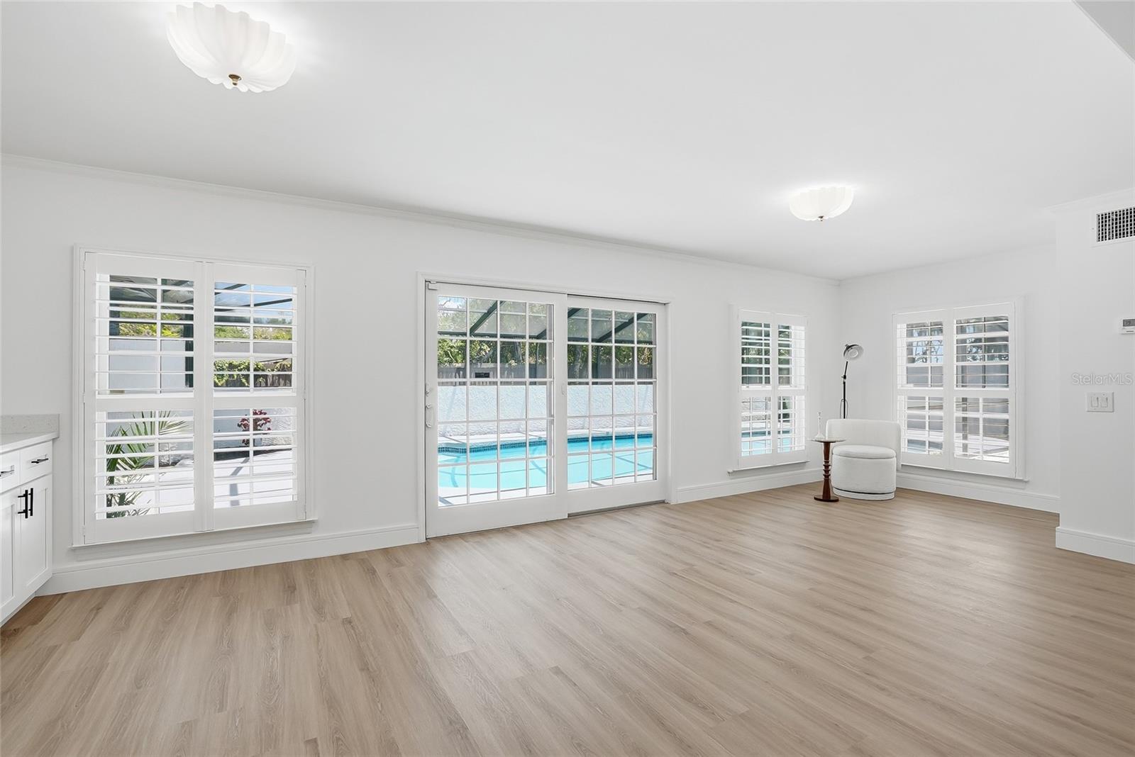 2540 LAURELWOOD LN, VALRICO, FL, 33596