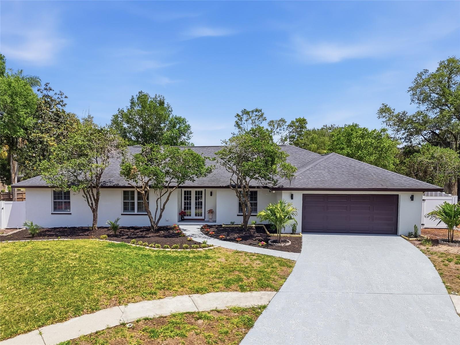 2540 LAURELWOOD LN, VALRICO, FL, 33596