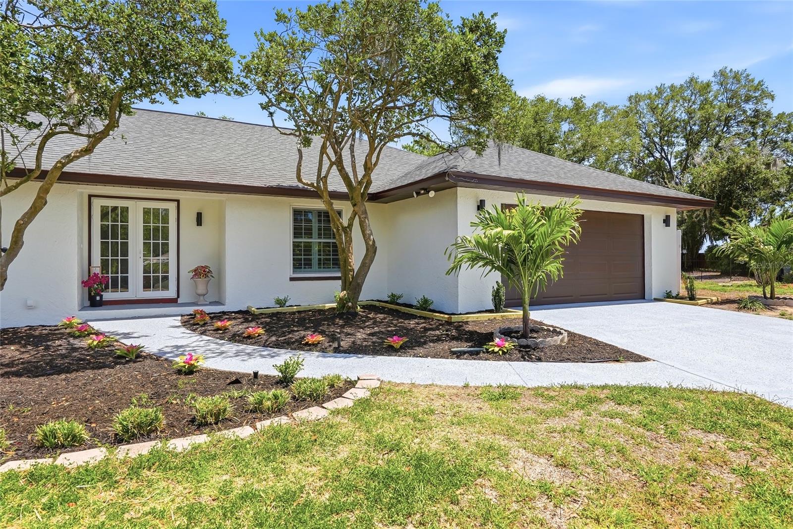 2540 LAURELWOOD LN, VALRICO, FL, 33596