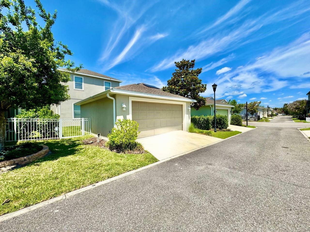 11127 WINTHROP LAKE DR, RIVERVIEW, FL, 33578