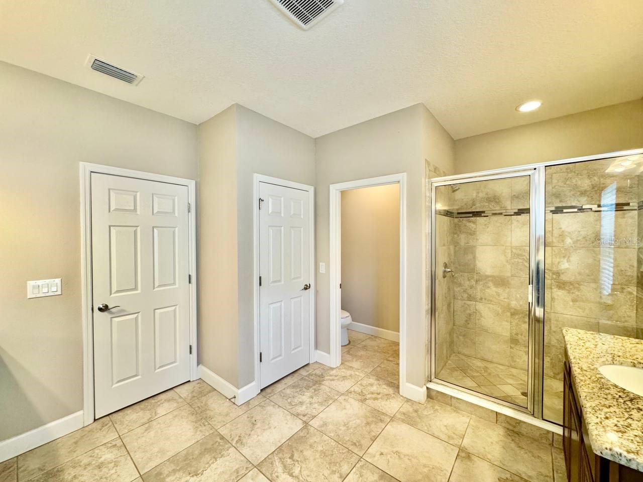11127 WINTHROP LAKE DR, RIVERVIEW, FL, 33578
