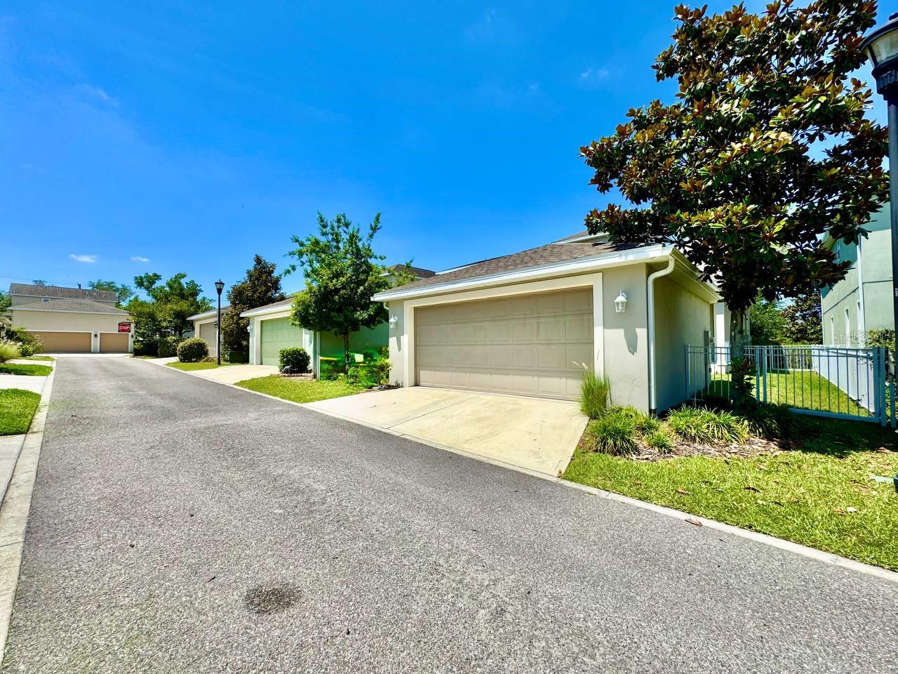 11127 WINTHROP LAKE DR, RIVERVIEW, FL, 33578