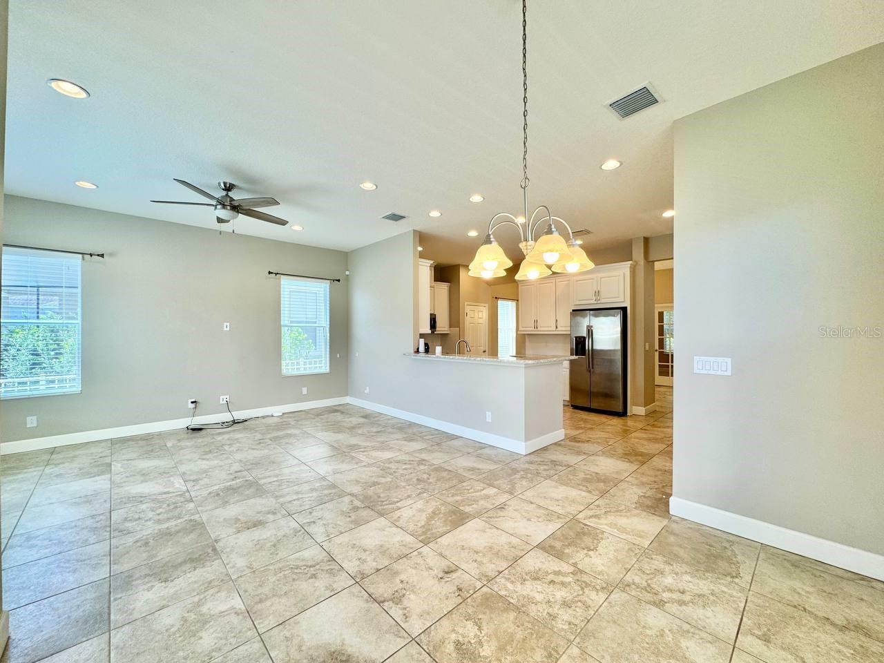 11127 WINTHROP LAKE DR, RIVERVIEW, FL, 33578