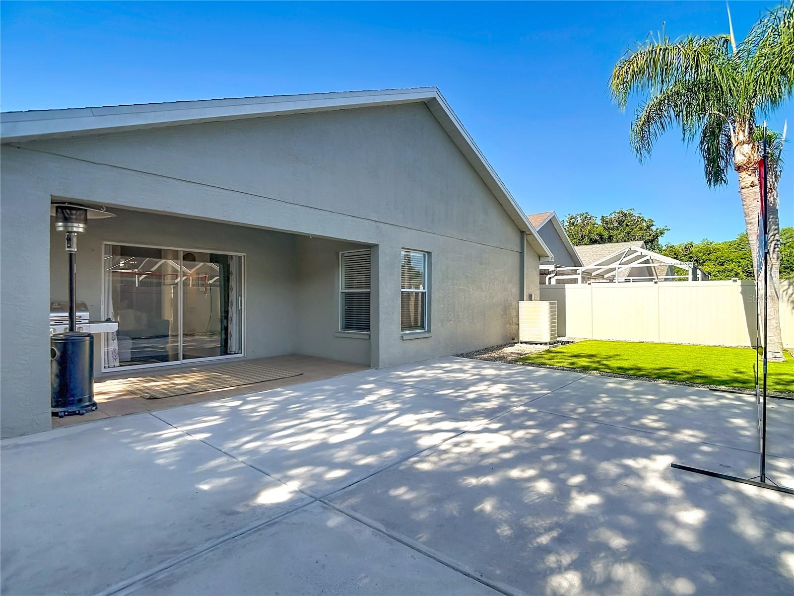 15151 SHAW RD, TAMPA, FL, 33625