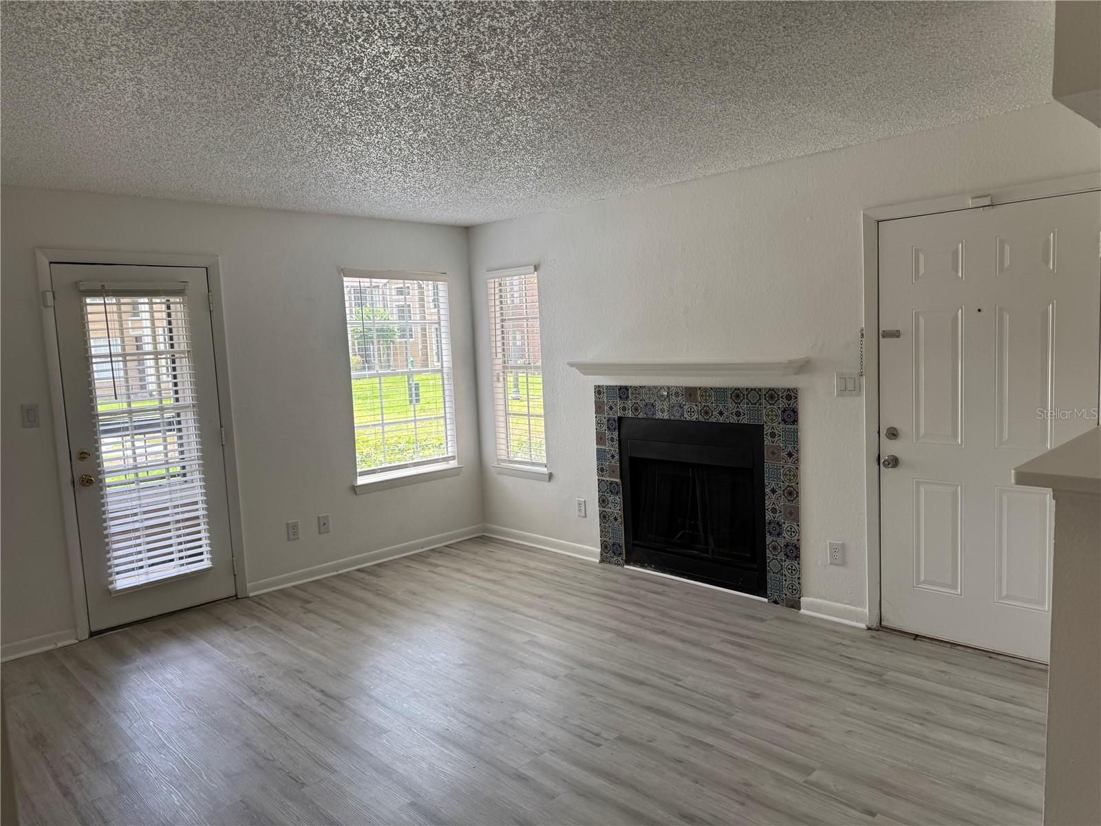 5540 DEVONBRIAR WAY #H104, ORLANDO, FL, 32822