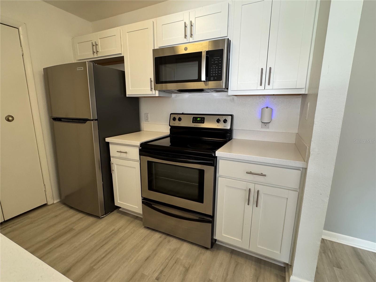 5540 DEVONBRIAR WAY #H104, ORLANDO, FL, 32822
