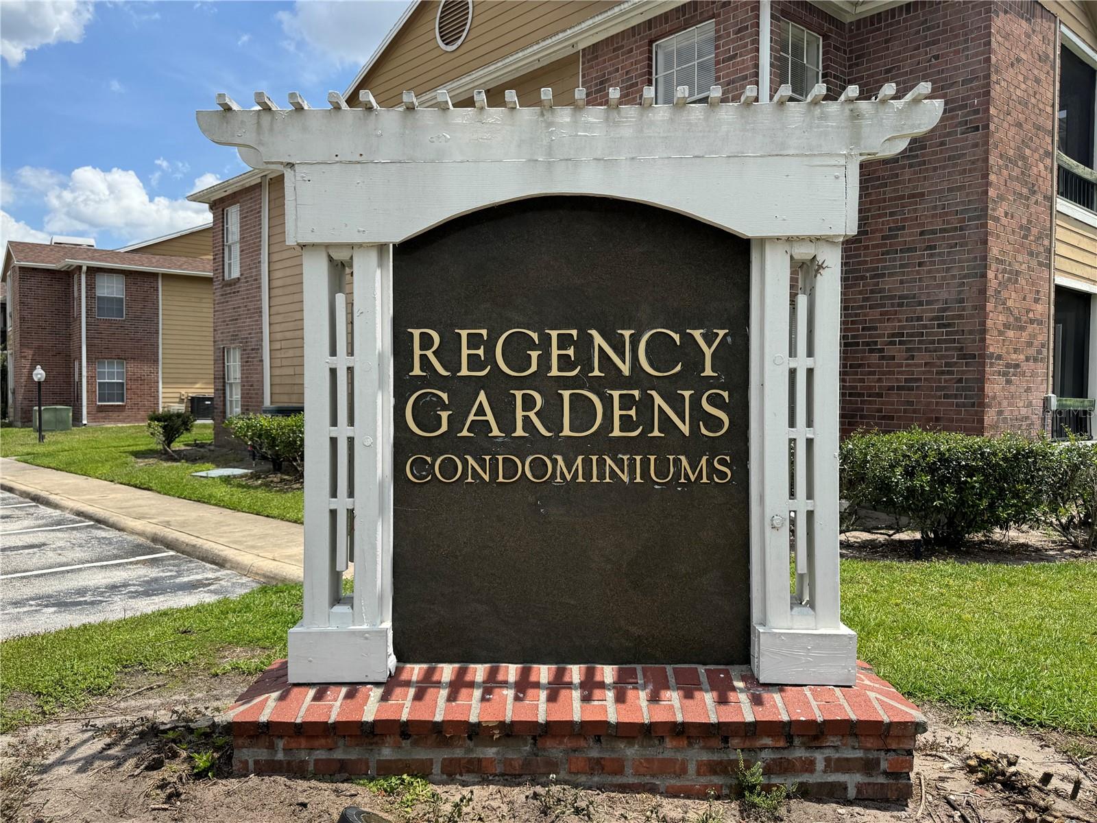 5540 DEVONBRIAR WAY #H104, ORLANDO, FL, 32822