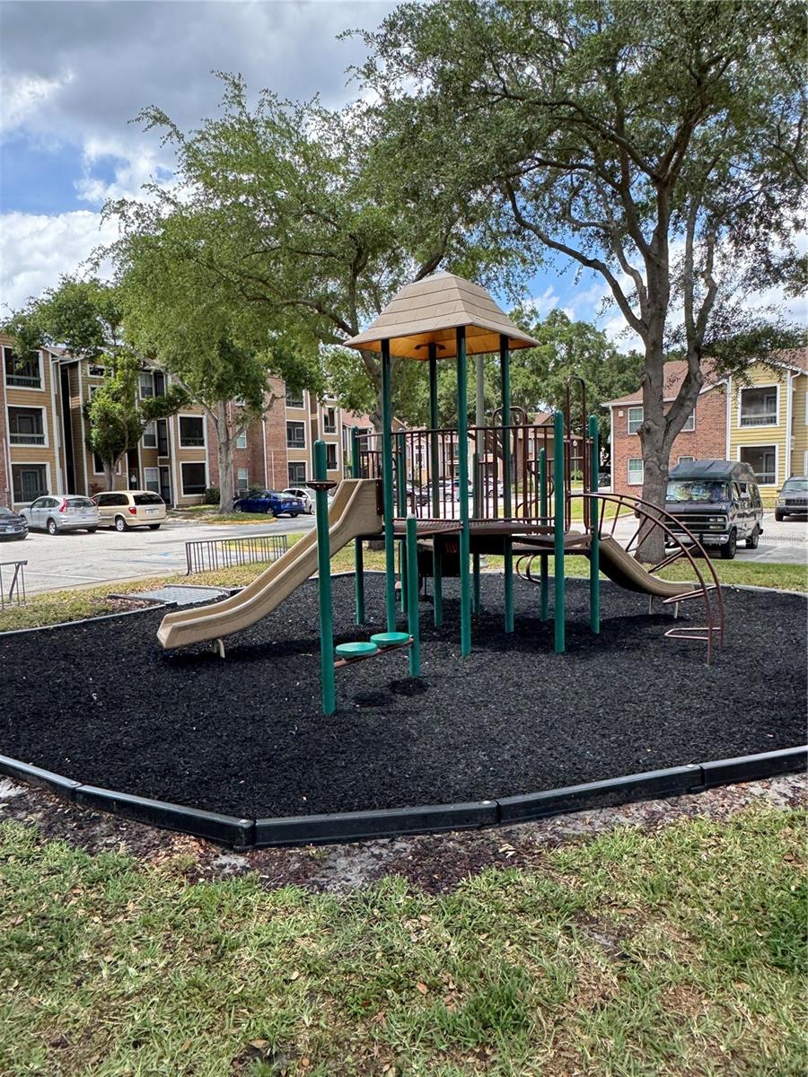 5540 DEVONBRIAR WAY #H104, ORLANDO, FL, 32822