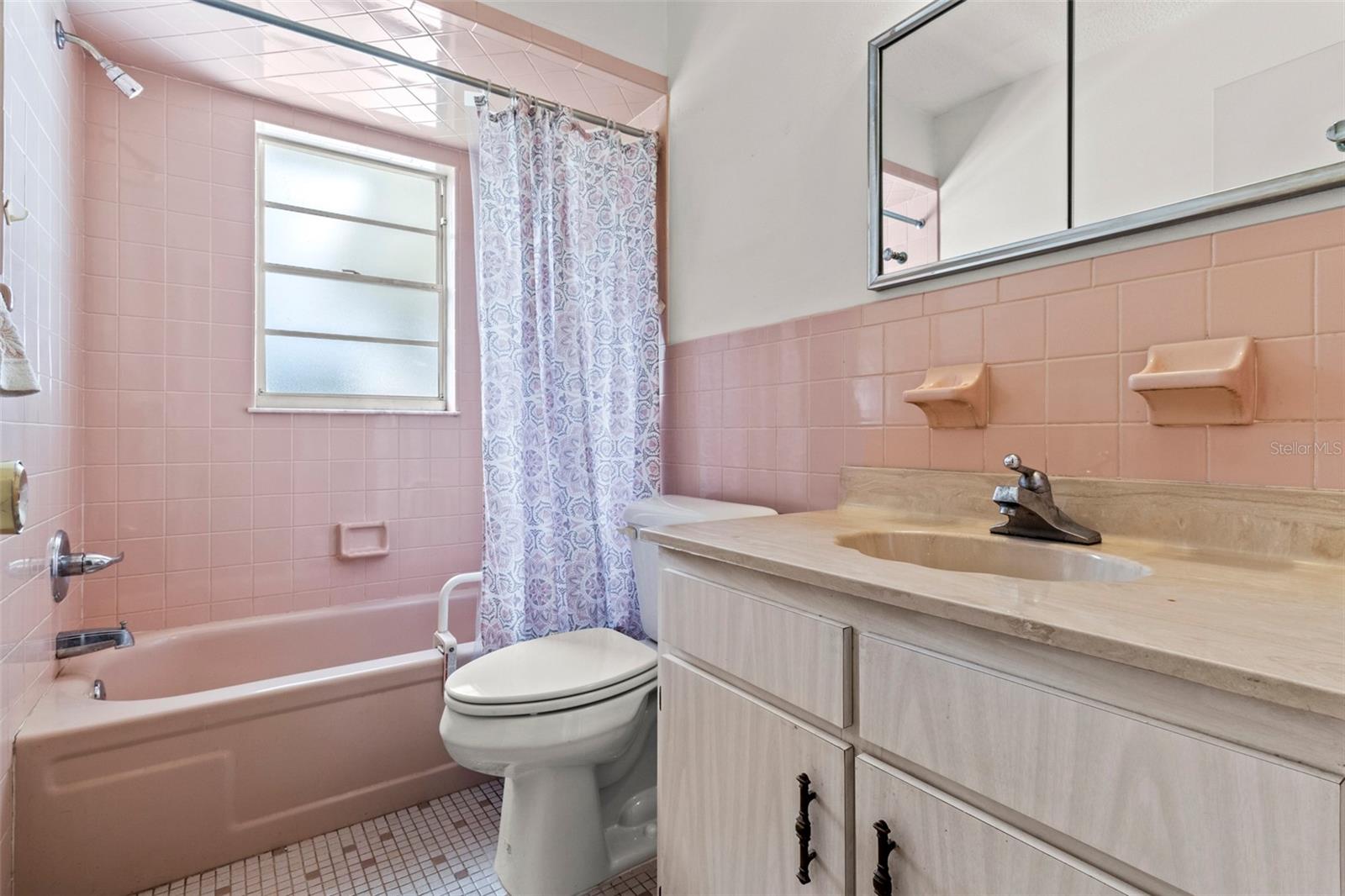 8220 E DERBY OAKS DR, FLORAL CITY, FL, 34436