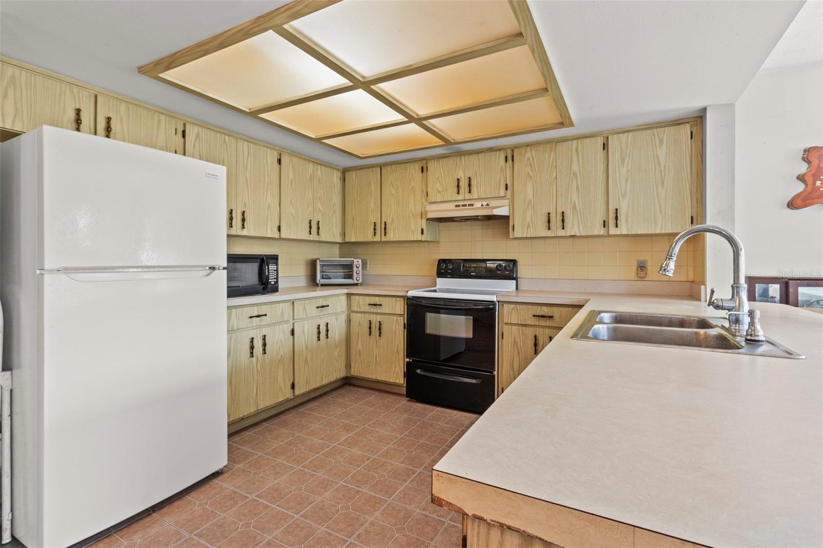 8220 E DERBY OAKS DR, FLORAL CITY, FL, 34436