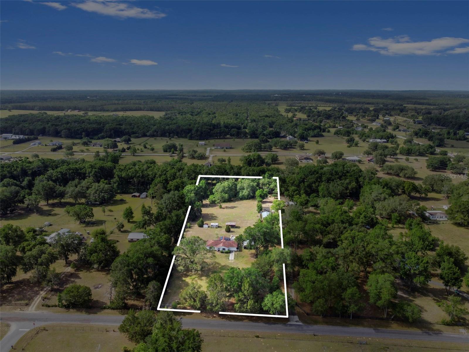 8220 E DERBY OAKS DR, FLORAL CITY, FL, 34436