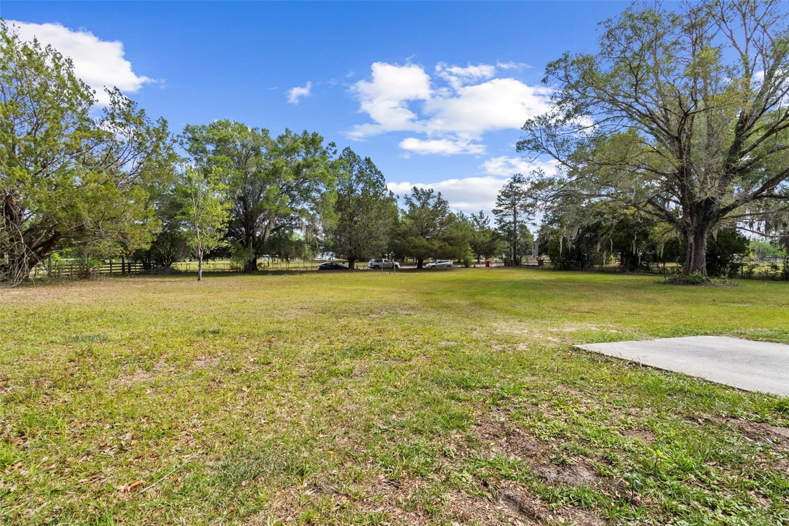 8220 E DERBY OAKS DR, FLORAL CITY, FL, 34436