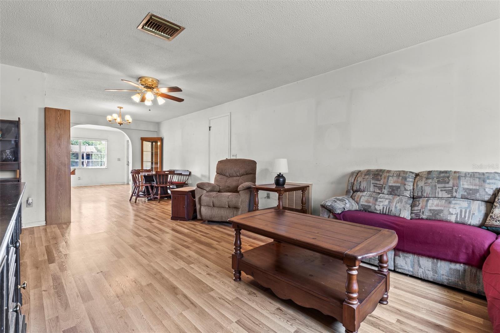 8220 E DERBY OAKS DR, FLORAL CITY, FL, 34436
