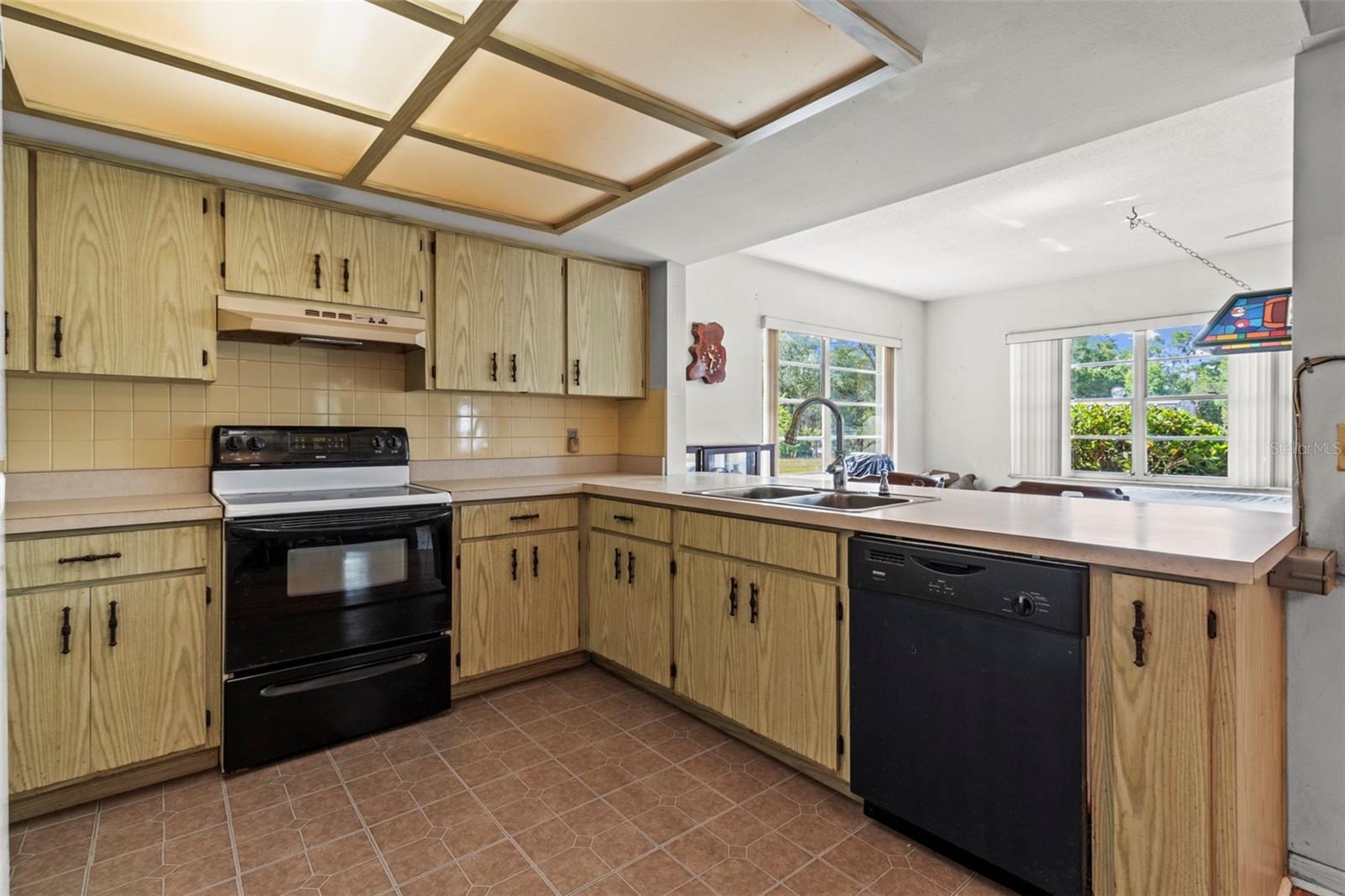 8220 E DERBY OAKS DR, FLORAL CITY, FL, 34436