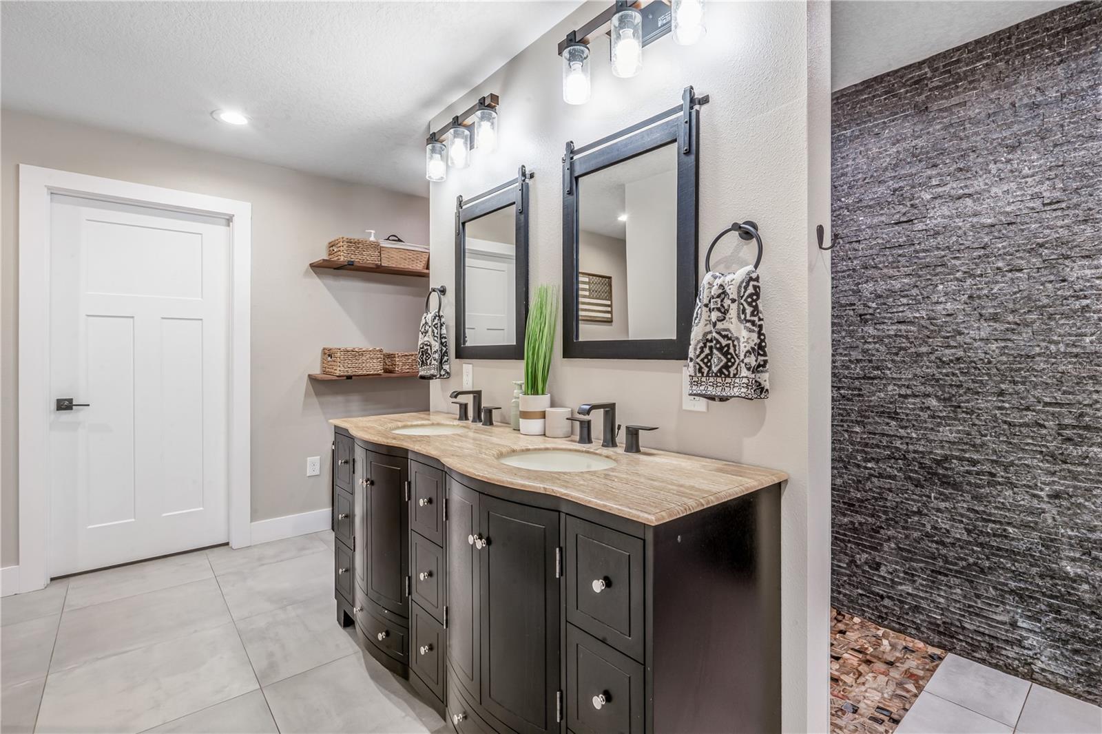 27035 STATE ROAD 44, EUSTIS, FL, 32736