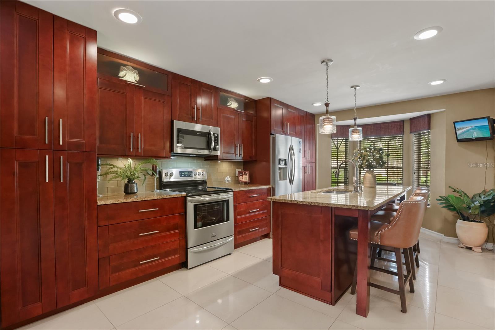 2433 RIVER RIDGE DR, ORLANDO, FL, 32825