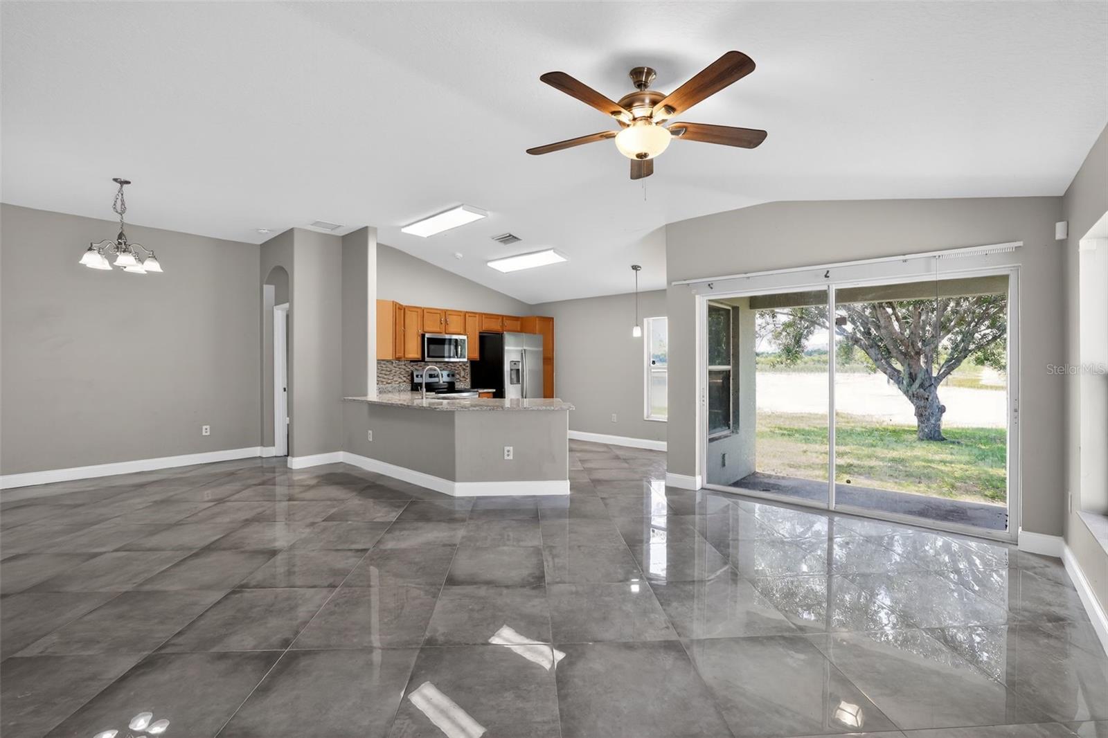 7513 TURTLE VIEW DR, RUSKIN, FL, 33573