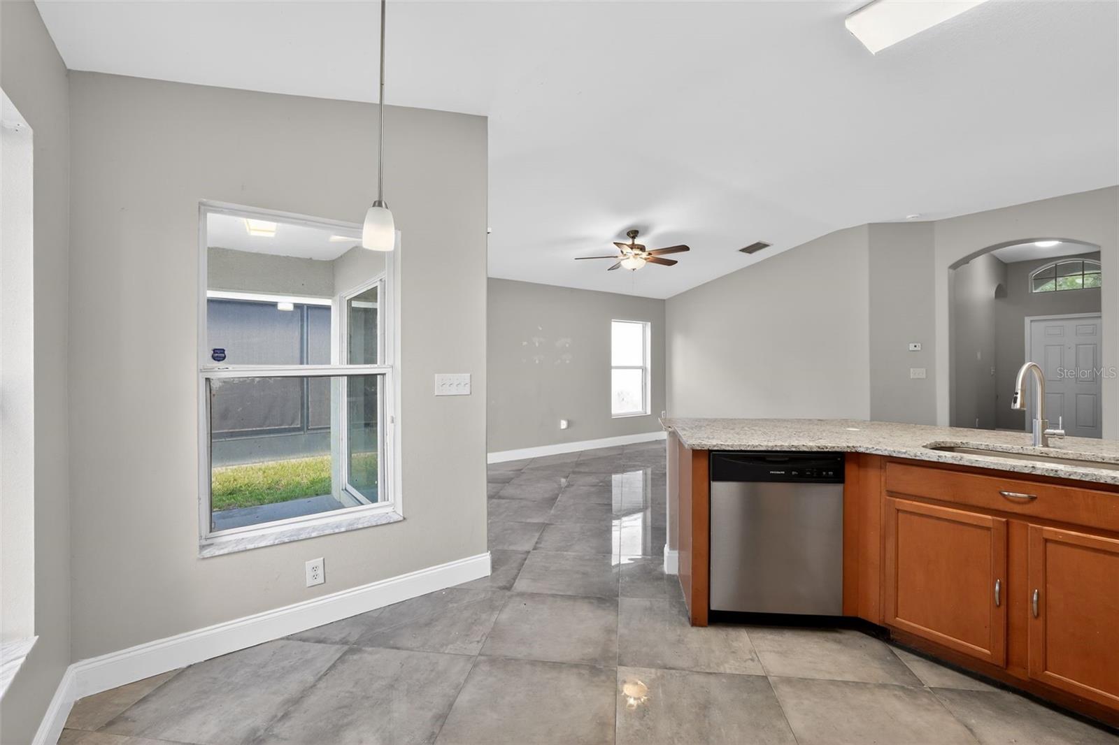 7513 TURTLE VIEW DR, RUSKIN, FL, 33573