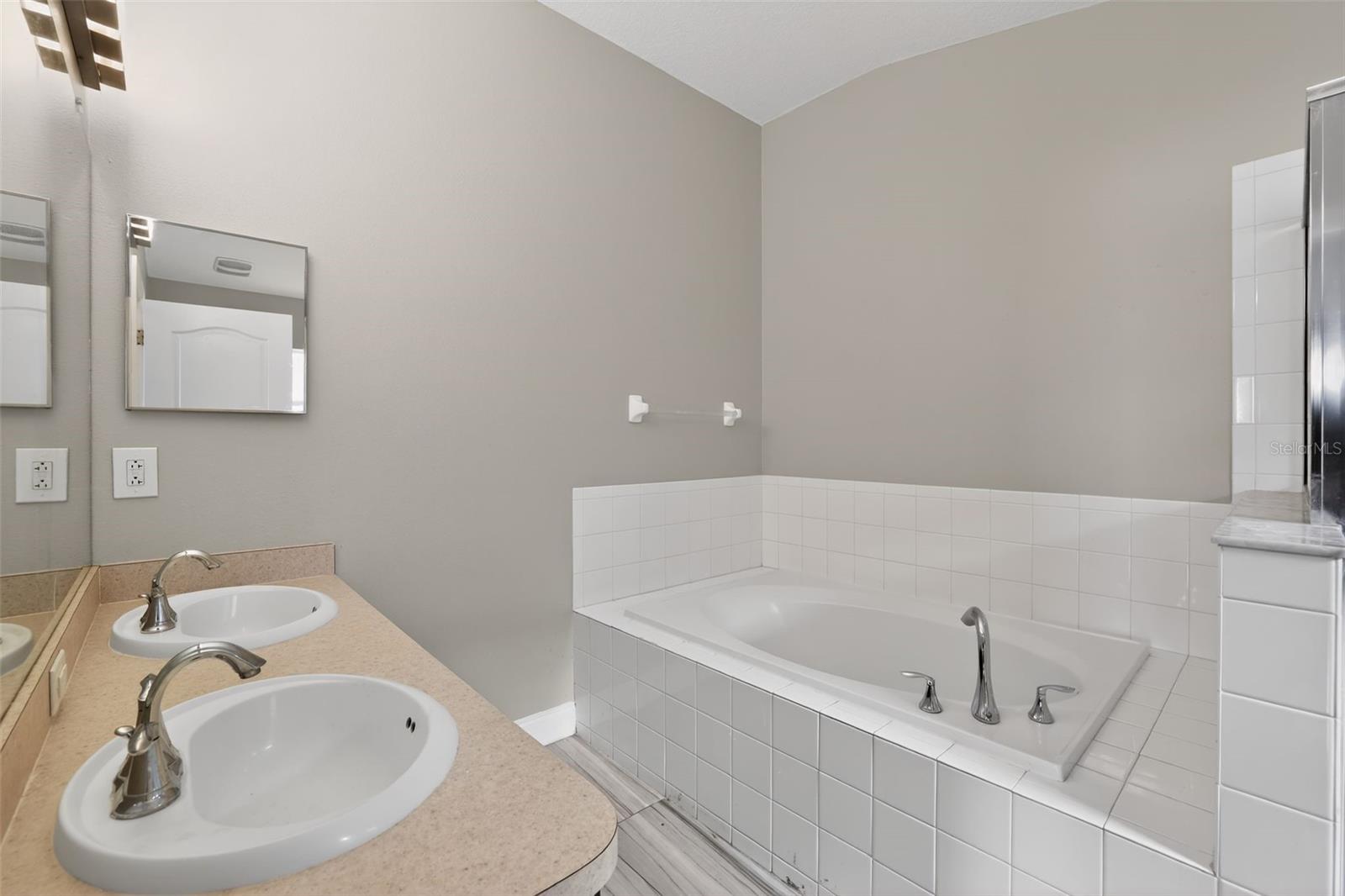 7513 TURTLE VIEW DR, RUSKIN, FL, 33573