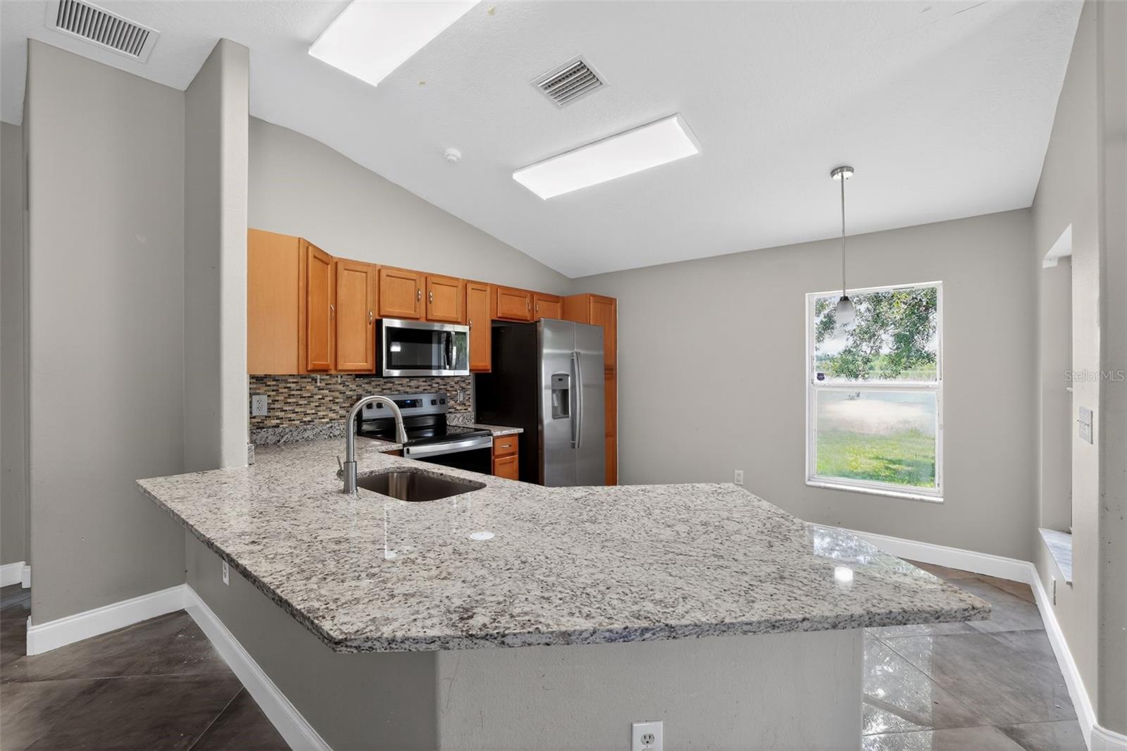 7513 TURTLE VIEW DR, RUSKIN, FL, 33573