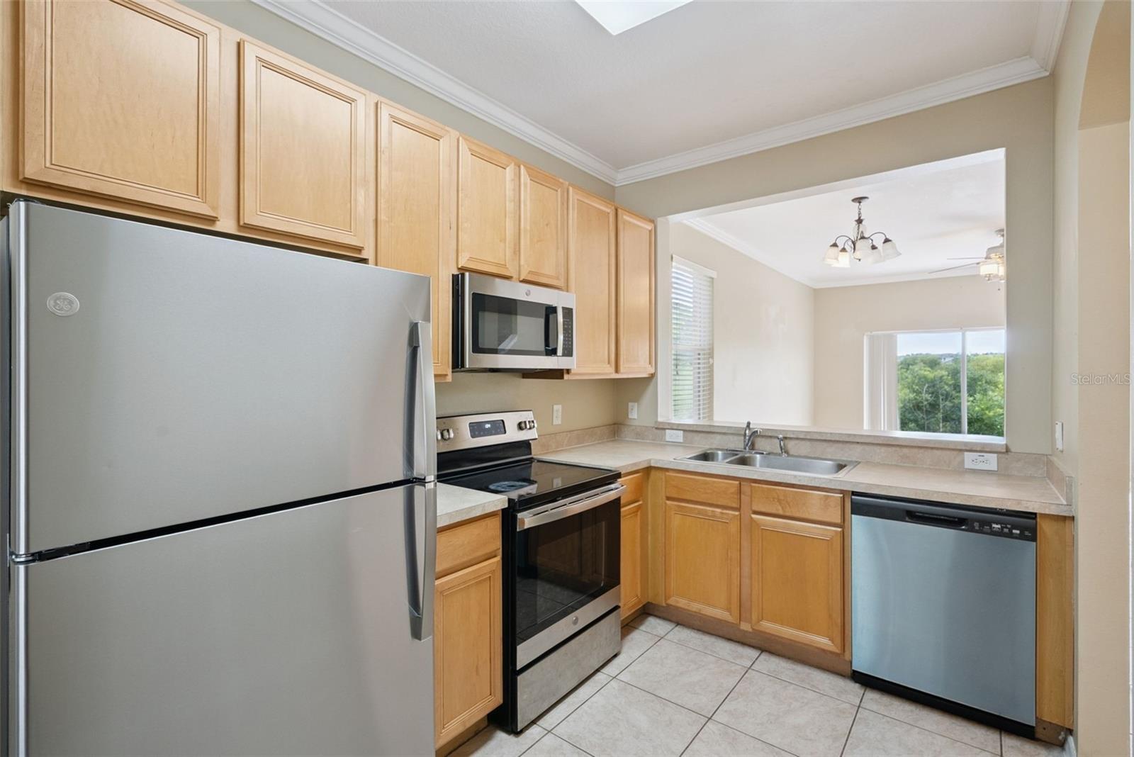 1960 RETREAT VIEW CIR, SANFORD, FL, 32771
