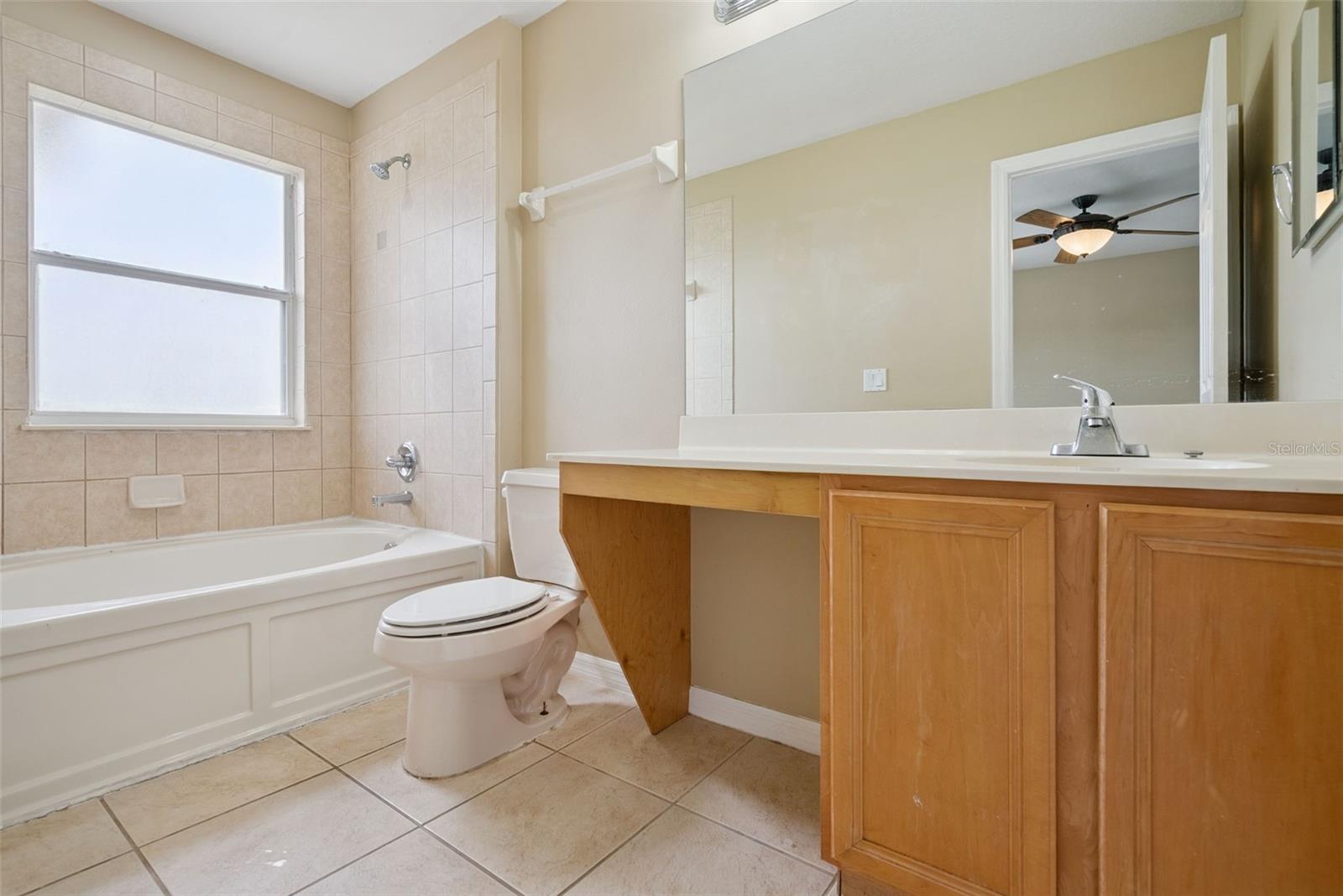 1960 RETREAT VIEW CIR, SANFORD, FL, 32771