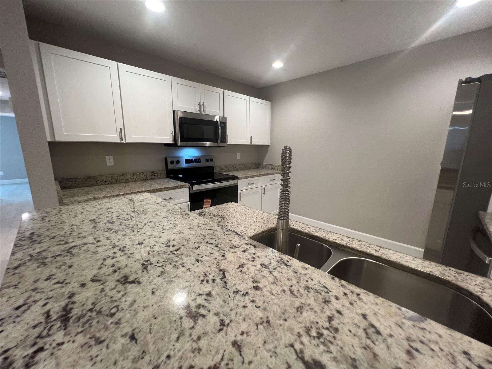 12073 HENLEY AVE, PORT CHARLOTTE, FL, 33981