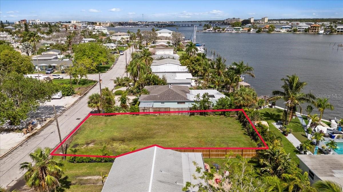 14033 E PARSLEY DR, MADEIRA BEACH, FL, 33708