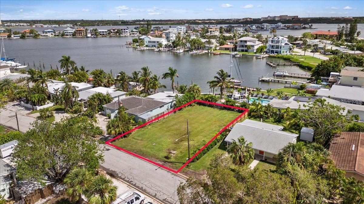14033 E PARSLEY DR, MADEIRA BEACH, FL, 33708