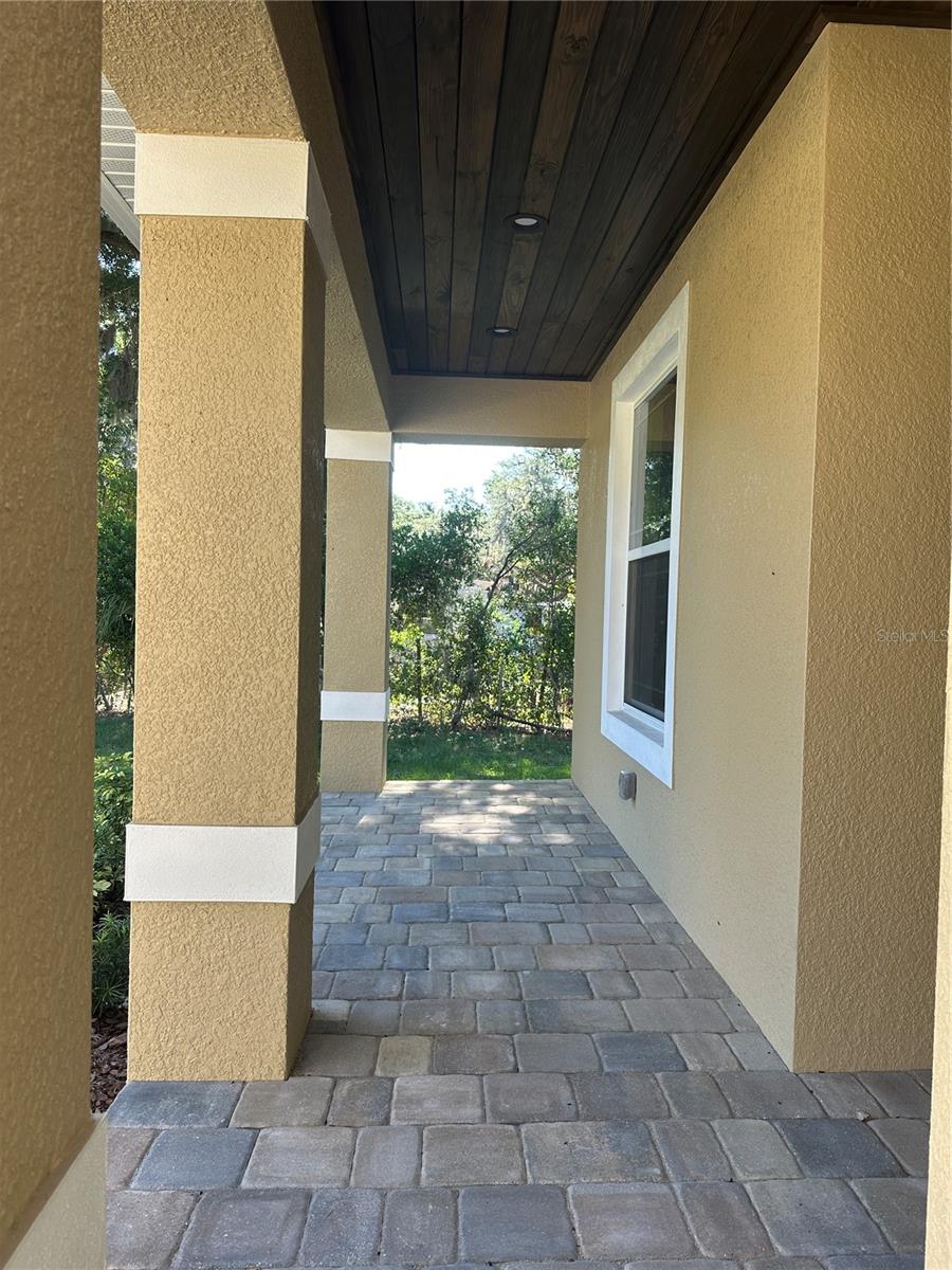 4011 AMBER RD, VALRICO, FL, 33594