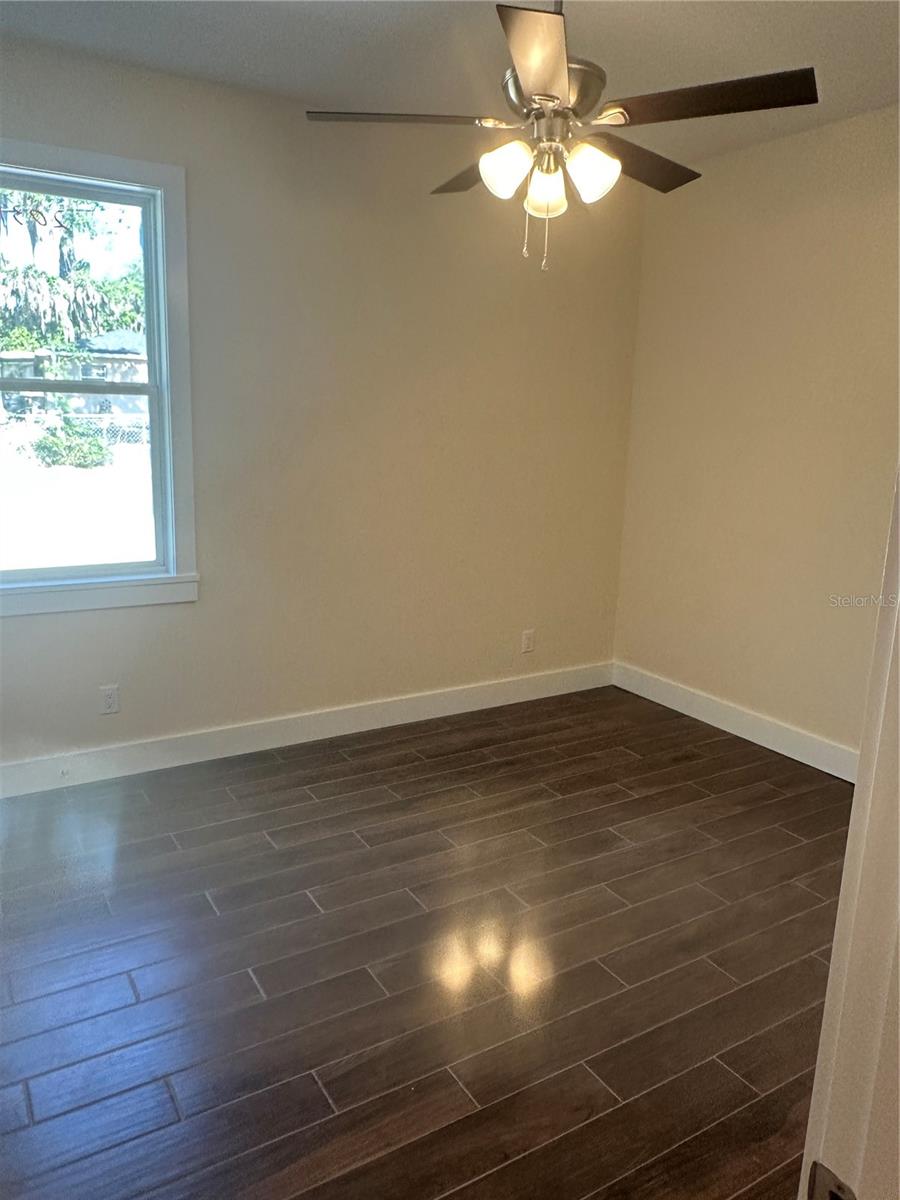 4011 AMBER RD, VALRICO, FL, 33594