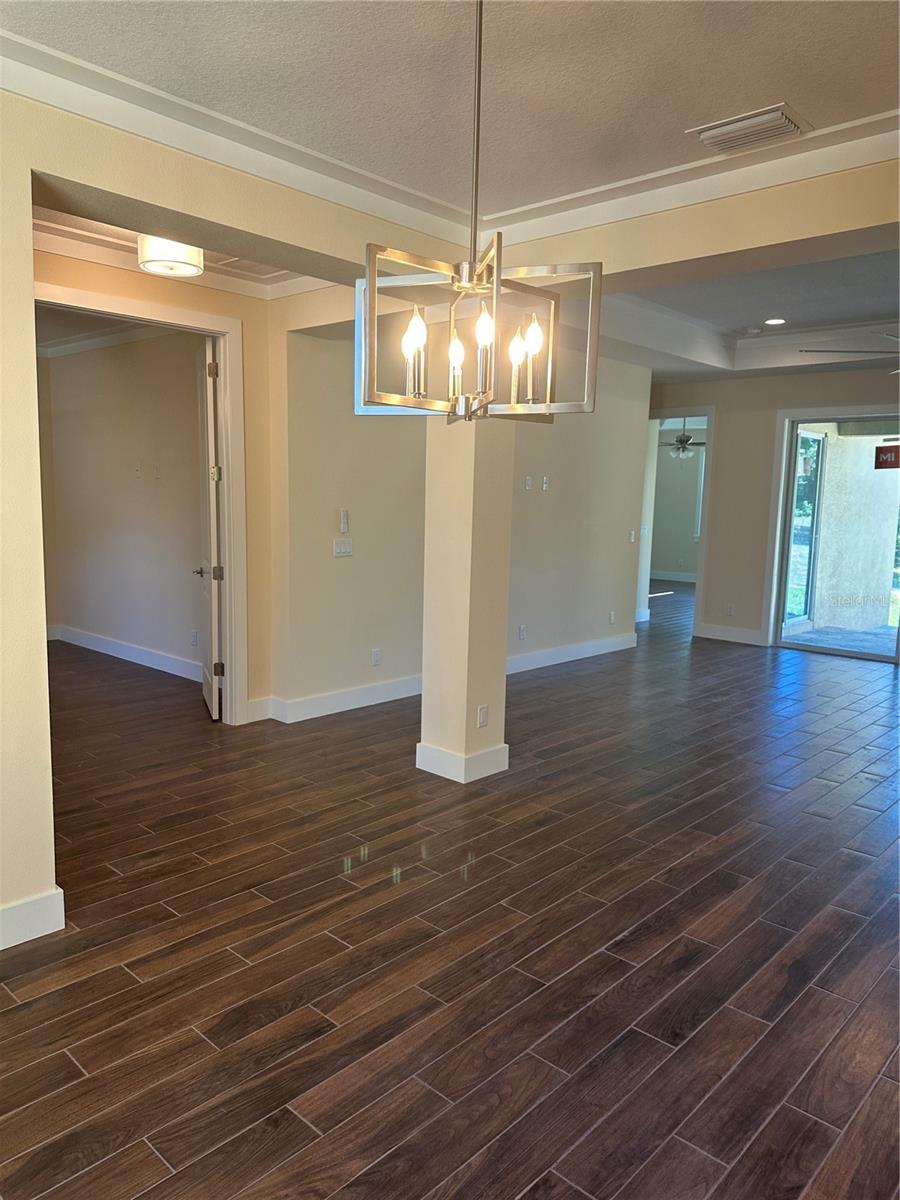 4011 AMBER RD, VALRICO, FL, 33594