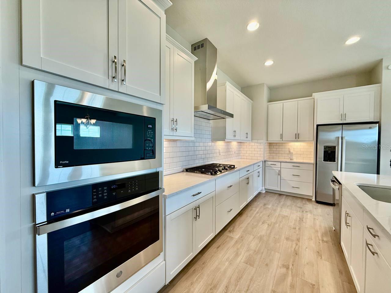35617 STABLETON LN, ZEPHYRHILLS, FL, 33541