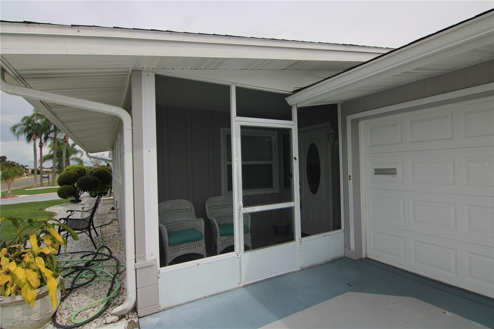 810 OAKMONT AVE, SUN CITY CENTER, FL, 33573